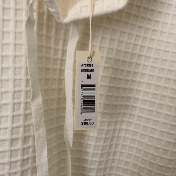 NWT Max Studio Funnel Neck Waffle Knit Pullover. Size M - Picture 6 of 6